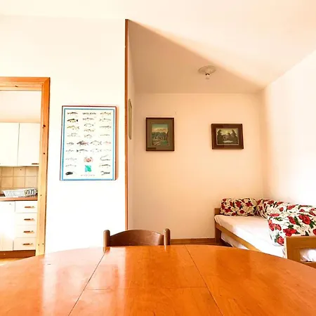 N034 - Con Terrazzo A Numana Sirolo