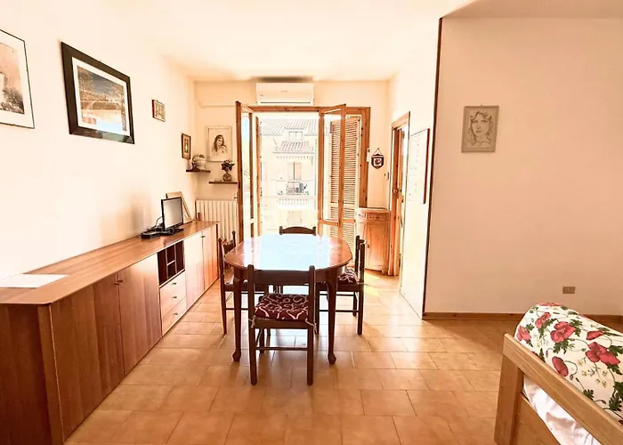 N034 - Con Terrazzo A Numana *