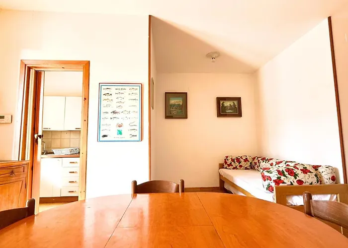 N034 - Con Terrazzo A Numana Sirolo