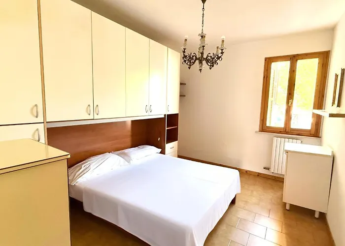 N034 - Con Terrazzo A Numana